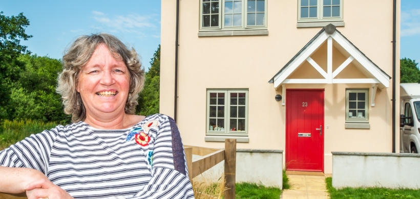 Jeniffer and her new 3 bed shared ownership home