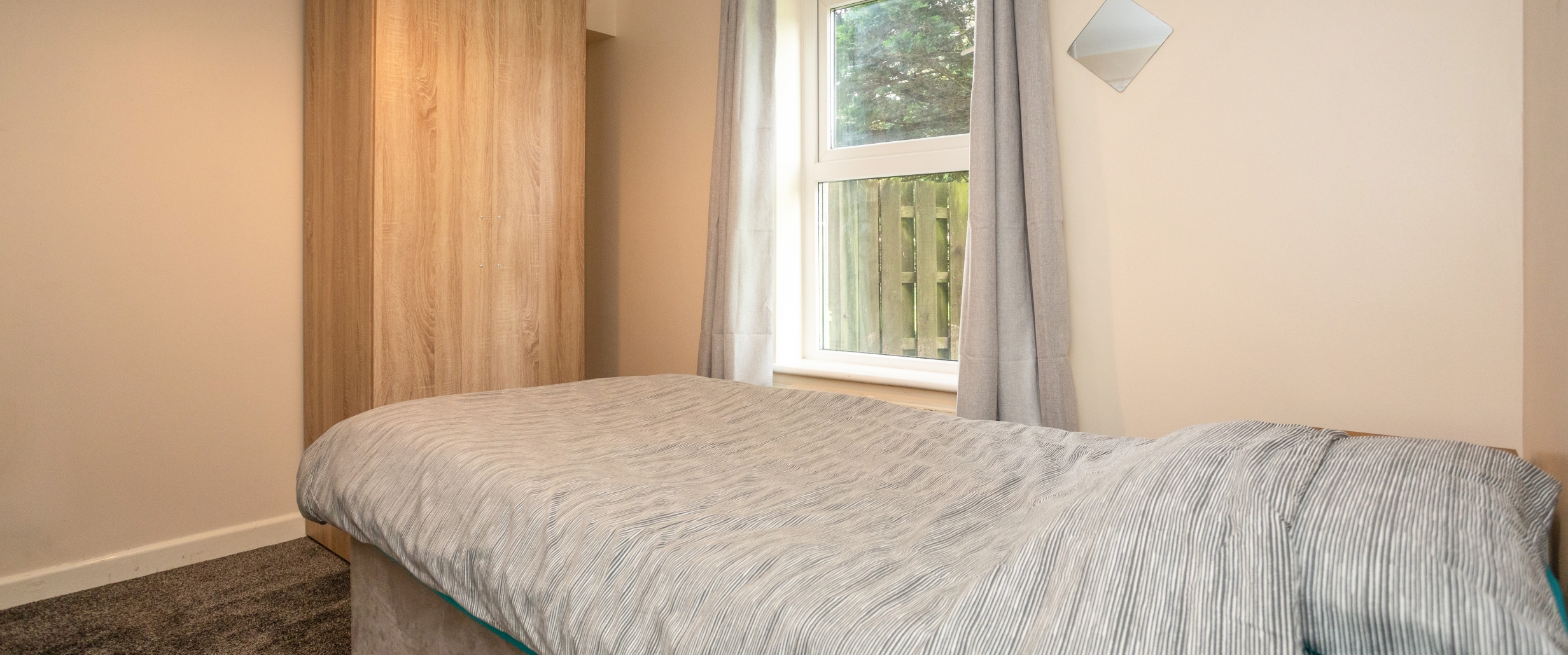 Carn Brea Foyer bedroom