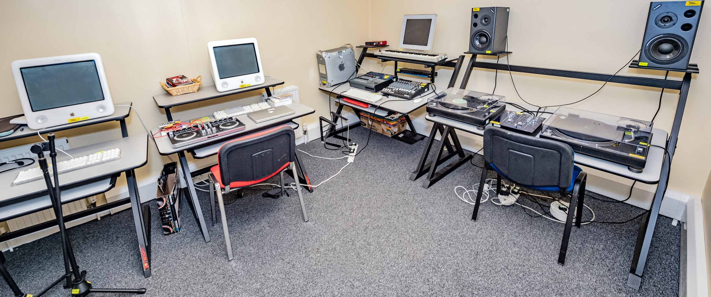 Torbay Foyer computers